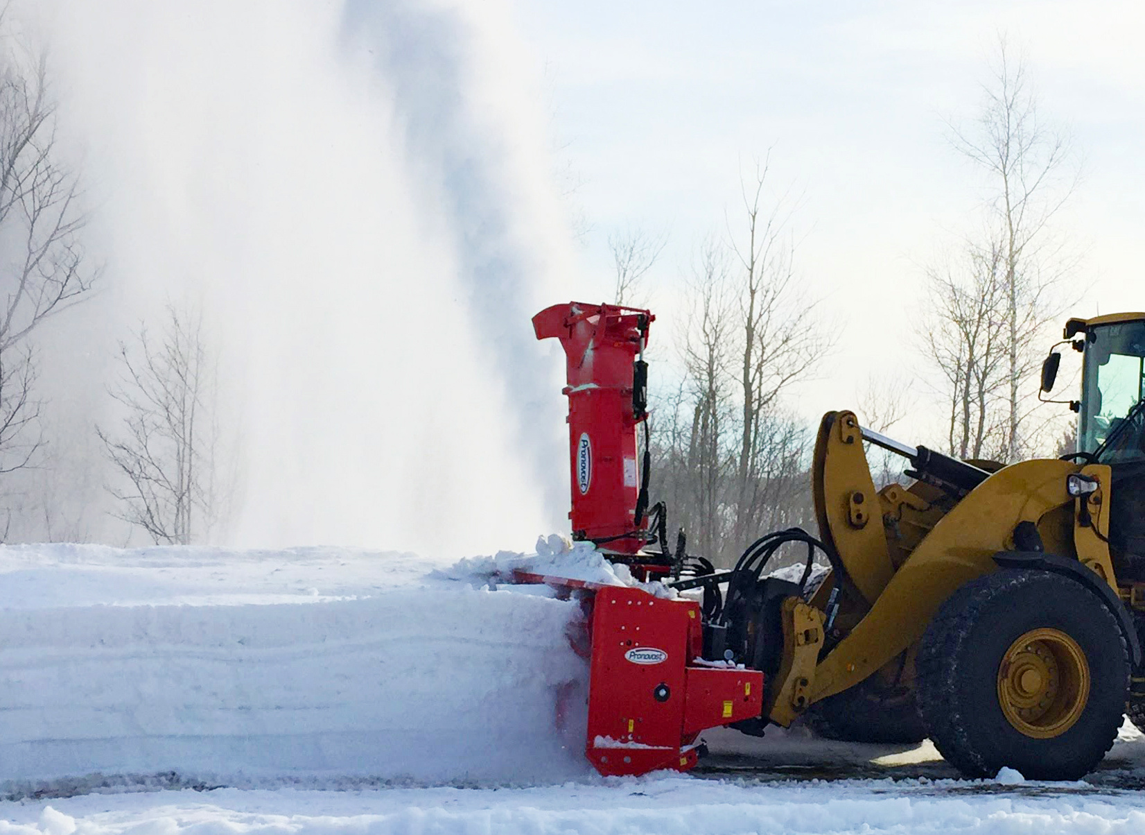 Pronovost Hydraulic driven Snowblower_small